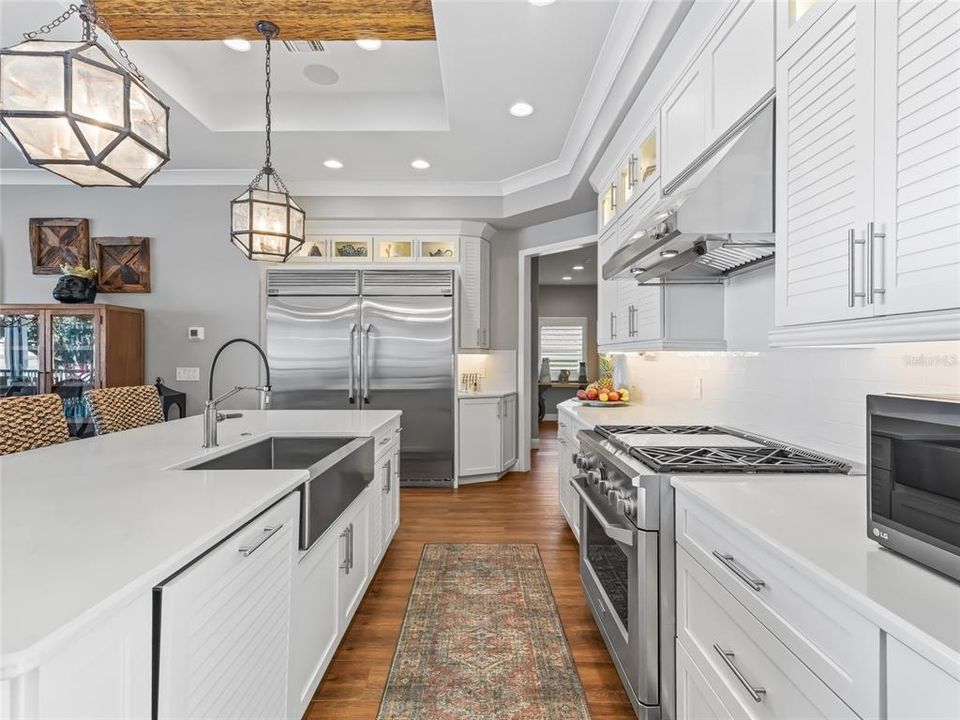 For Sale: $1,875,000 (7 beds, 4 baths, 5046 Square Feet)