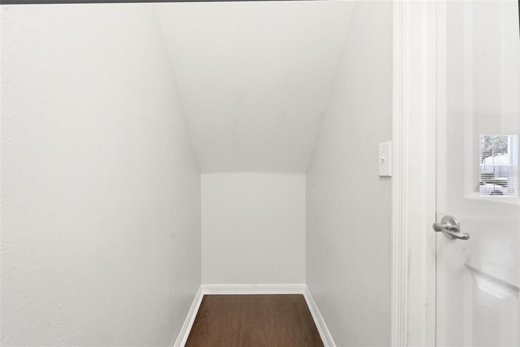 En Renta: $2,500 (3 camas, 2 baños, 1671 Pies cuadrados)