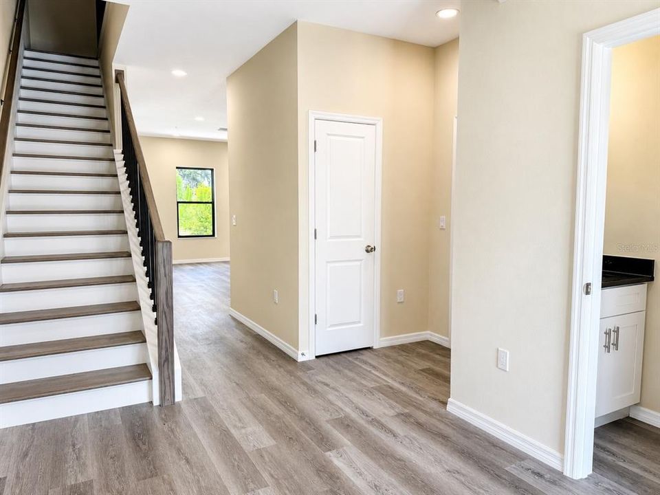 En Venta: $325,000 (3 camas, 2 baños, 1918 Pies cuadrados)