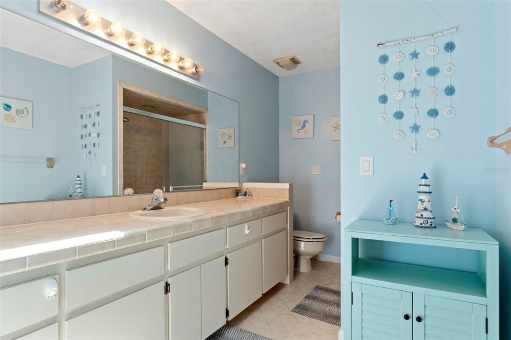 For Sale: $799,000 (3 beds, 2 baths, 1430 Square Feet)