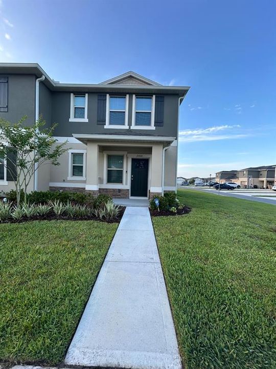 For Sale: $319,000 (3 beds, 2 baths, 1814 Square Feet)
