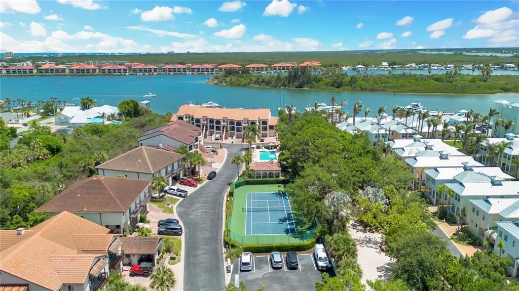 En Venta: $1,199,500 (3 camas, 3 baños, 2001 Pies cuadrados)