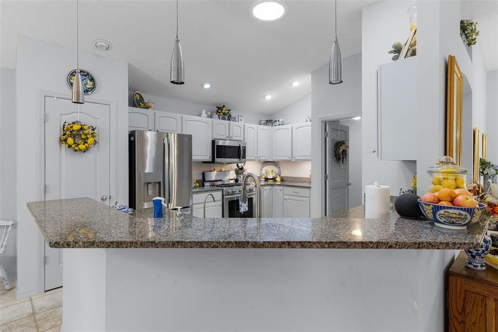 For Sale: $579,850 (3 beds, 2 baths, 2003 Square Feet)