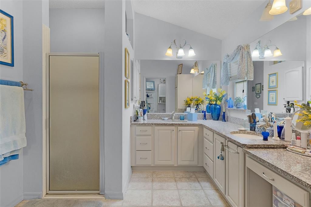 For Sale: $579,850 (3 beds, 2 baths, 2003 Square Feet)
