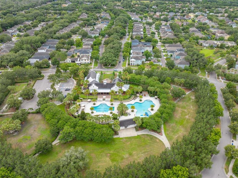 En Venta: $649,000 (4 camas, 3 baños, 3023 Pies cuadrados)