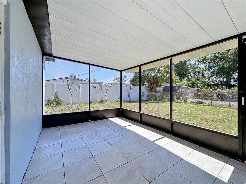 For Sale: $420,000 (4 beds, 2 baths, 1642 Square Feet)