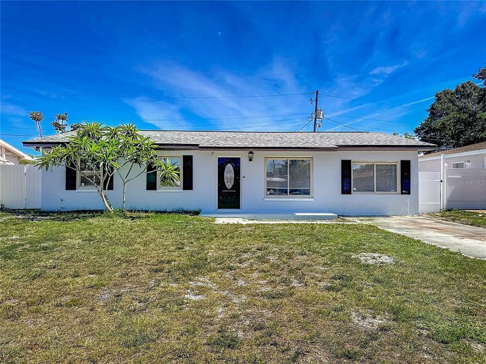 For Sale: $420,000 (4 beds, 2 baths, 1642 Square Feet)