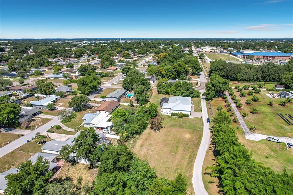 待售: $149,900 (0.70 acres)