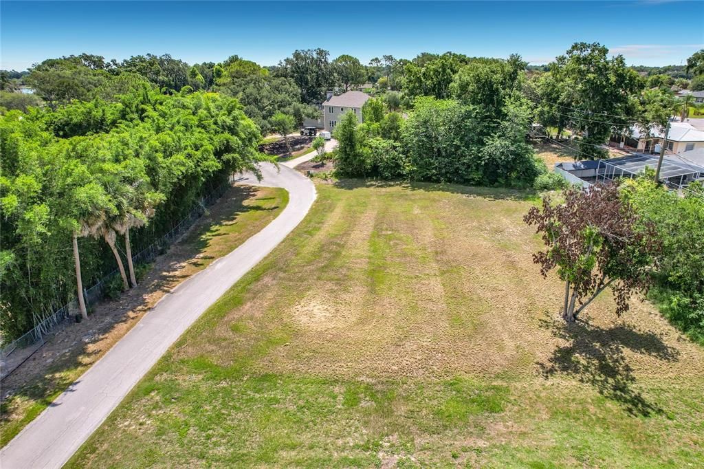 待售: $149,900 (0.70 acres)