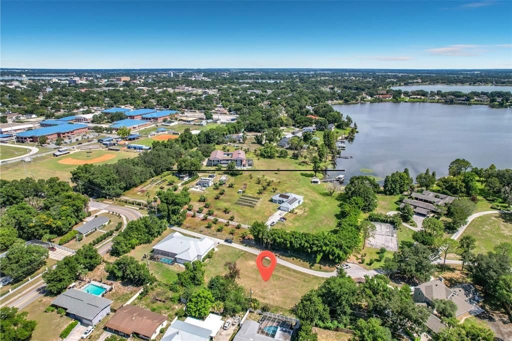 待售: $149,900 (0.70 acres)