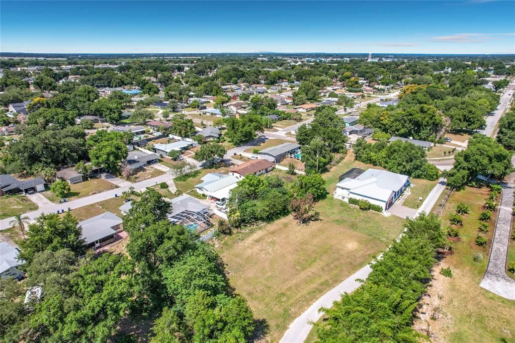 待售: $149,900 (0.70 acres)