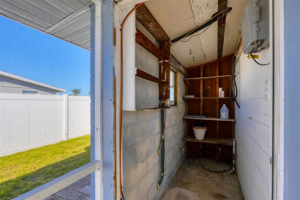 For Sale: $339,000 (3 beds, 2 baths, 1205 Square Feet)