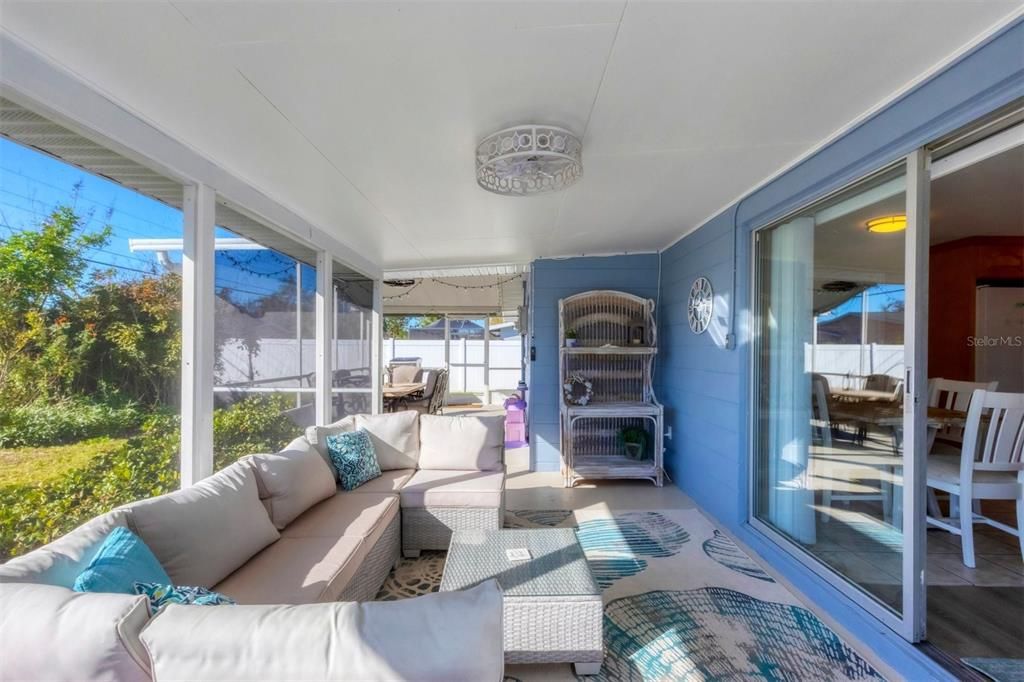 For Sale: $339,000 (3 beds, 2 baths, 1205 Square Feet)