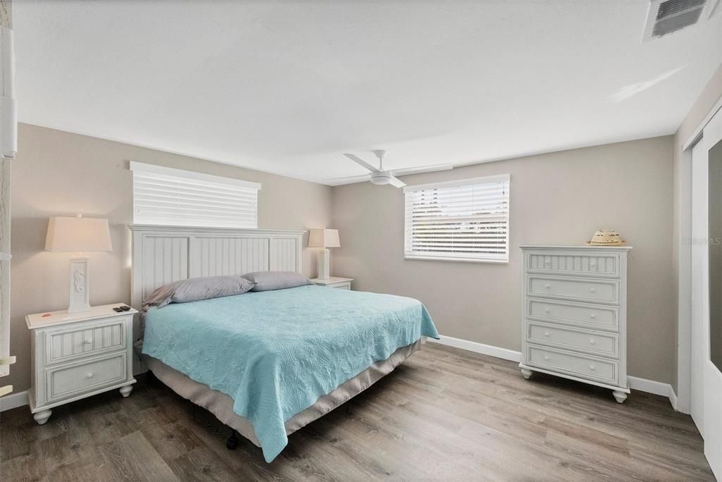 For Sale: $339,000 (3 beds, 2 baths, 1205 Square Feet)
