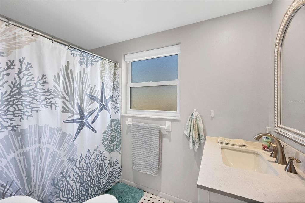 For Sale: $339,000 (3 beds, 2 baths, 1205 Square Feet)