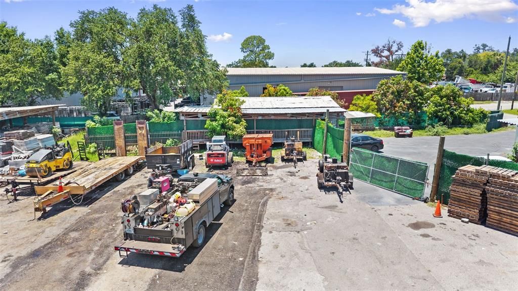 Active With Contract: $1,189,000 (2.89 acres)