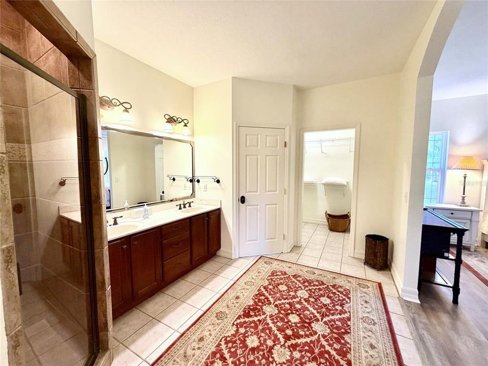 For Sale: $540,000 (3 beds, 2 baths, 2048 Square Feet)