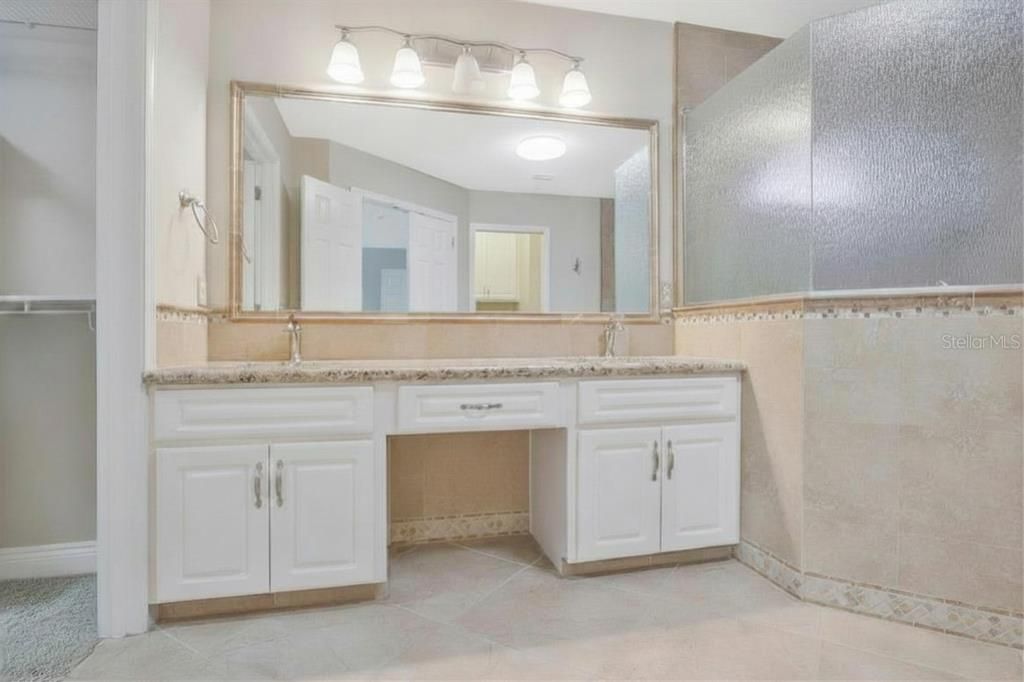 For Sale: $699,995 (4 beds, 3 baths, 3253 Square Feet)