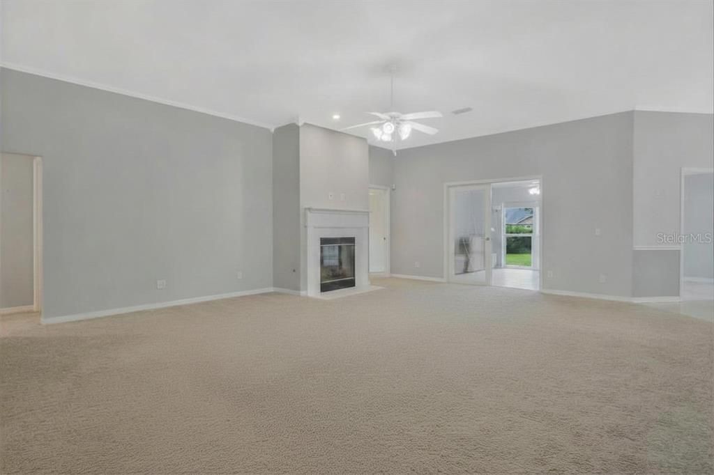 For Sale: $699,995 (4 beds, 3 baths, 3253 Square Feet)