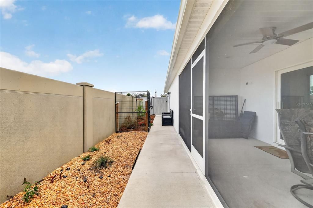 For Sale: $455,000 (3 beds, 2 baths, 1696 Square Feet)