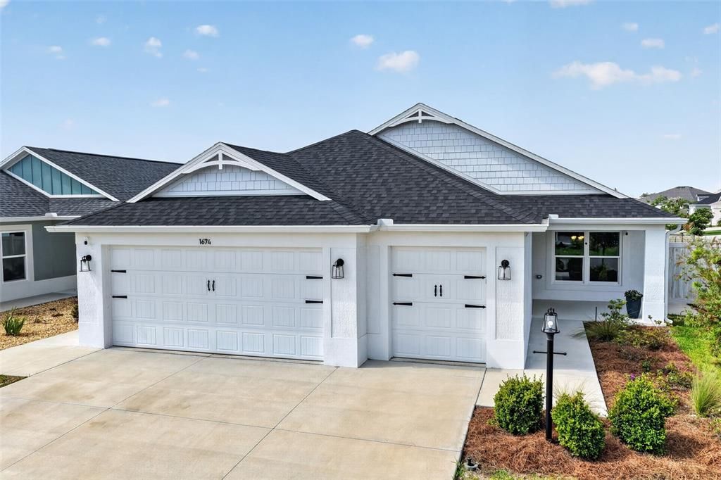 For Sale: $455,000 (3 beds, 2 baths, 1696 Square Feet)