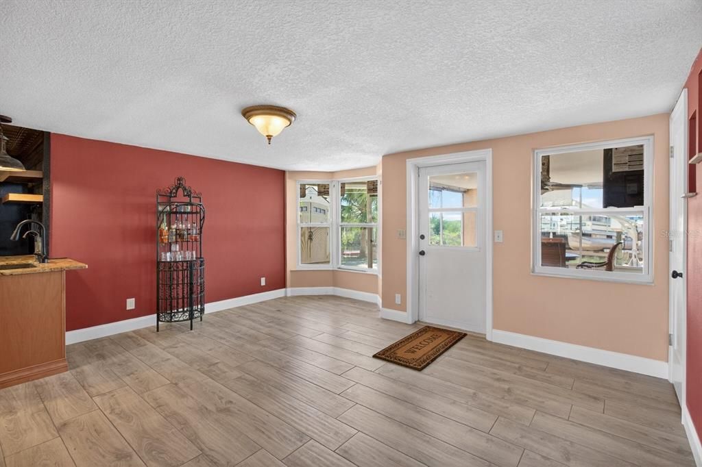 For Sale: $599,900 (4 beds, 3 baths, 2461 Square Feet)