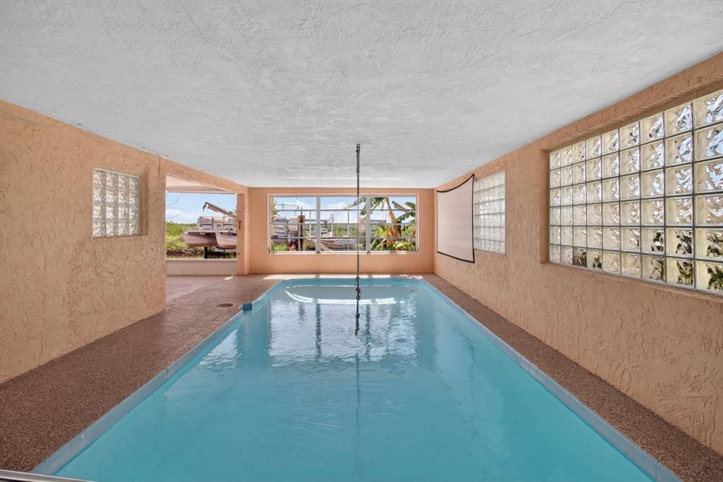 For Sale: $599,900 (4 beds, 3 baths, 2461 Square Feet)