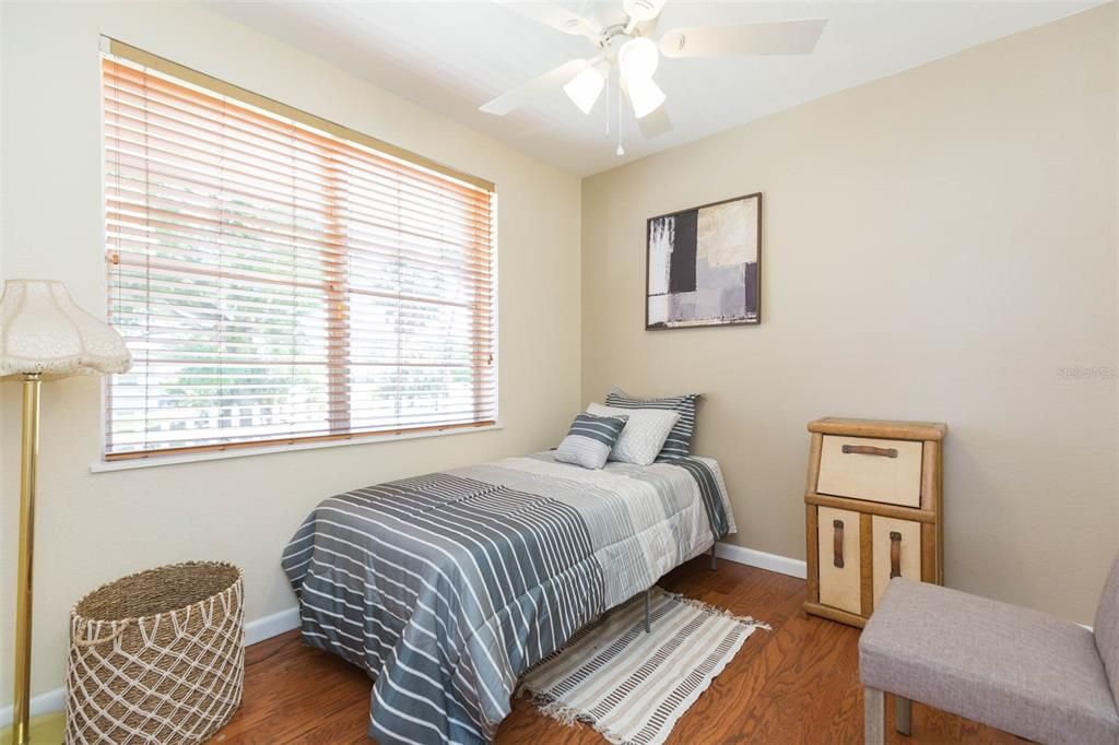 For Rent: $2,500 (3 beds, 2 baths, 1422 Square Feet)