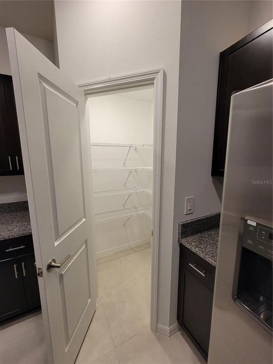 For Sale: $299,900 (3 beds, 2 baths, 1561 Square Feet)