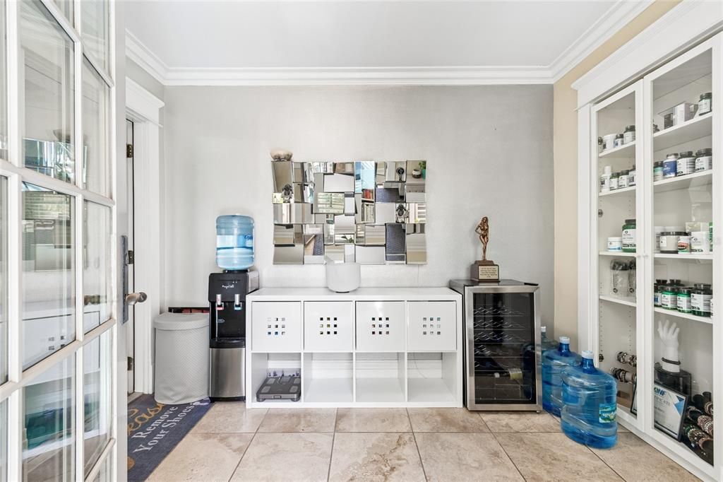 For Rent: $7,600 (3 beds, 2 baths, 2799 Square Feet)