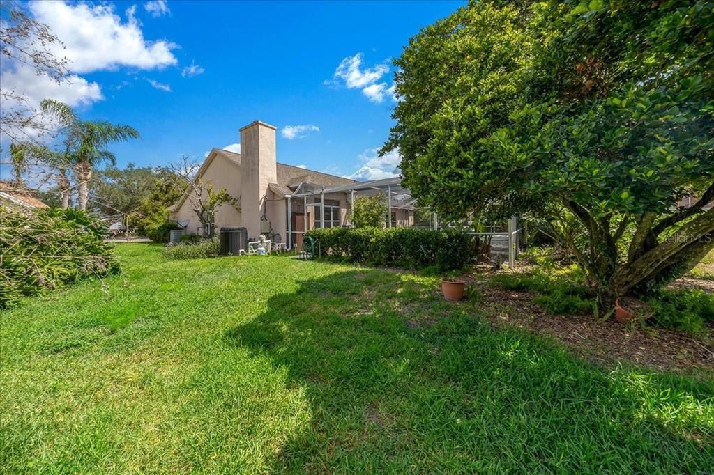 For Sale: $587,500 (2 beds, 2 baths, 1522 Square Feet)