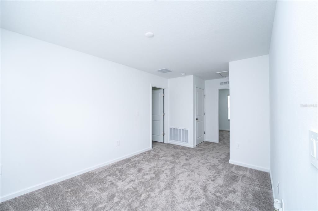 В аренду: $2,250 (5 спален, 2 ванн, 2254 Квадратных фут)