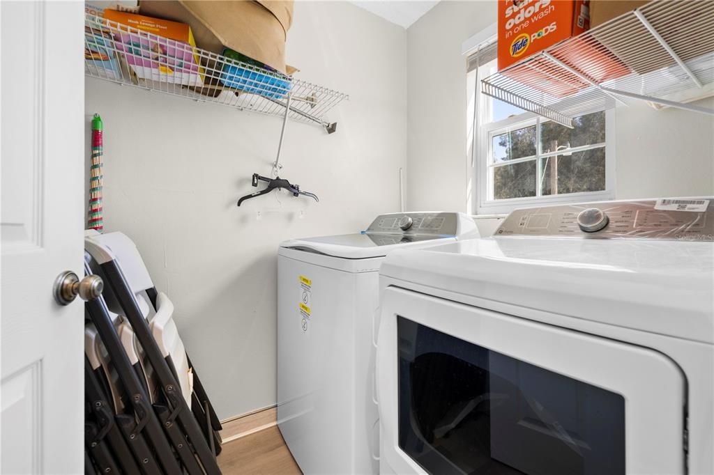 For Sale: $829,000 (3 beds, 2 baths, 1400 Square Feet)