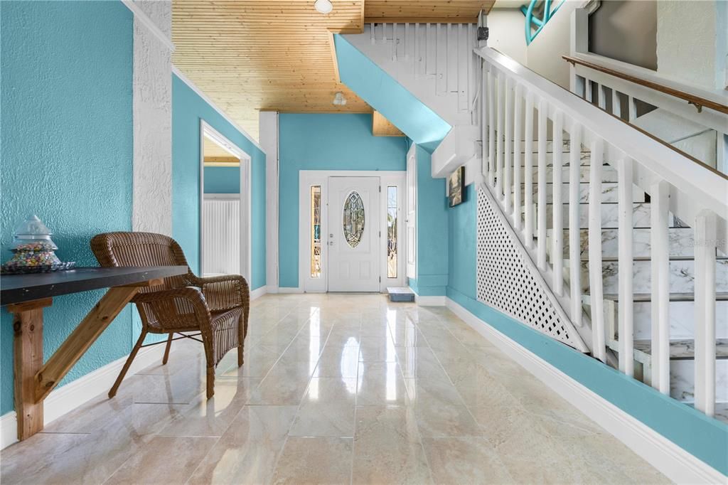 For Sale: $829,000 (3 beds, 2 baths, 1400 Square Feet)