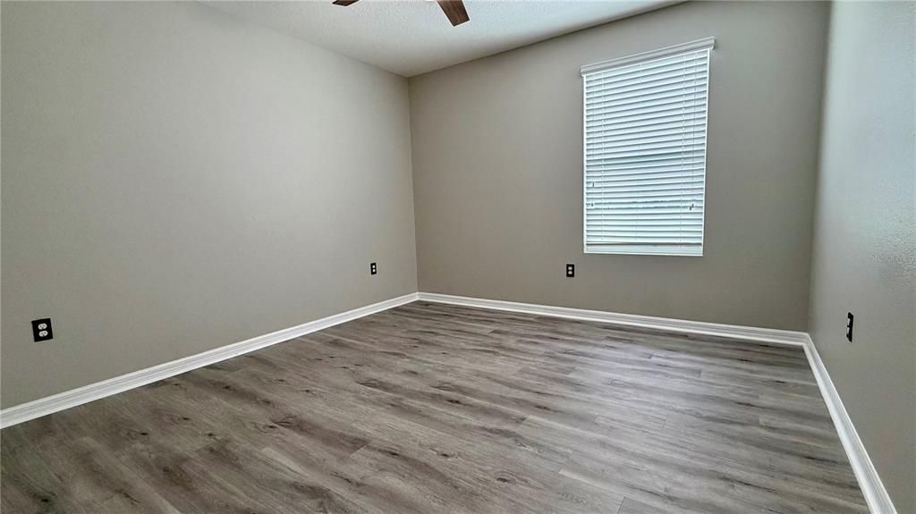 For Rent: $2,800 (4 beds, 2 baths, 2533 Square Feet)