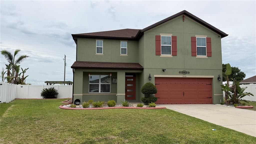 For Rent: $2,800 (4 beds, 2 baths, 2533 Square Feet)