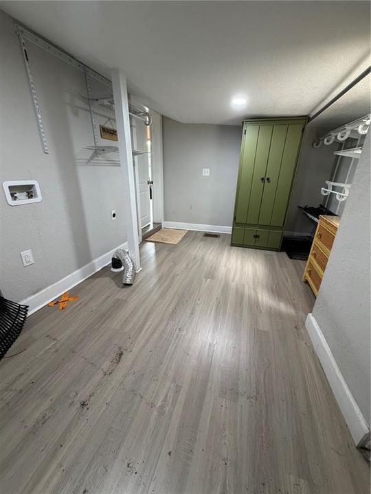 For Sale: $239,900 (3 beds, 2 baths, 1592 Square Feet)