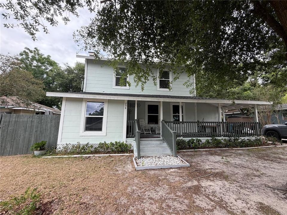 For Sale: $239,900 (3 beds, 2 baths, 1592 Square Feet)
