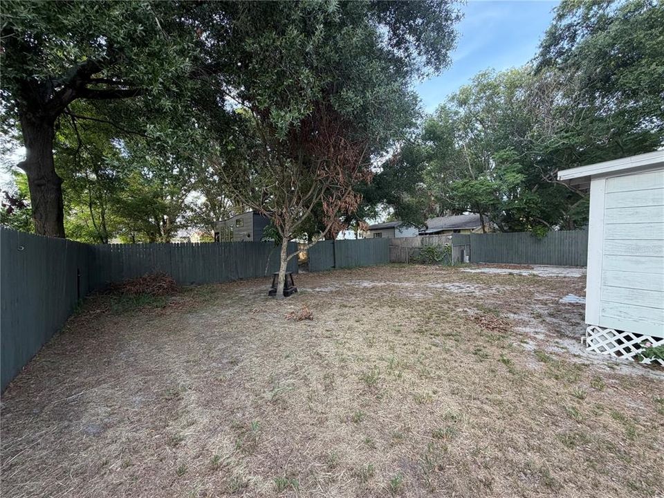 For Sale: $239,900 (3 beds, 2 baths, 1592 Square Feet)
