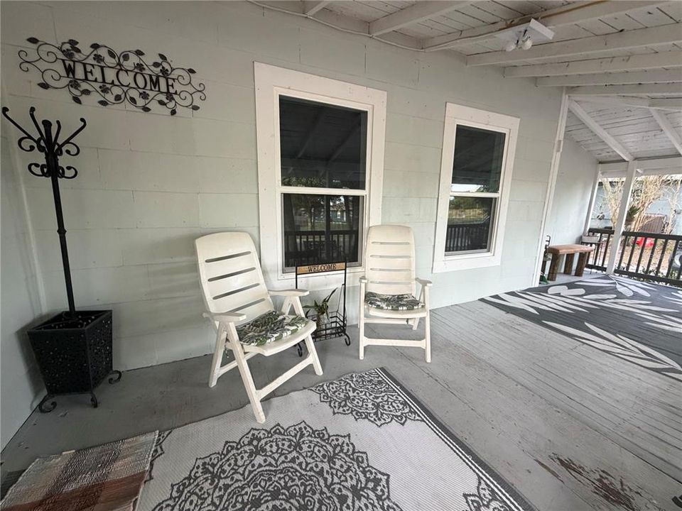 For Sale: $239,900 (3 beds, 2 baths, 1592 Square Feet)