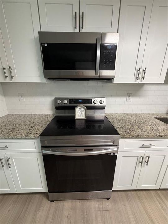For Sale: $239,900 (3 beds, 2 baths, 1592 Square Feet)