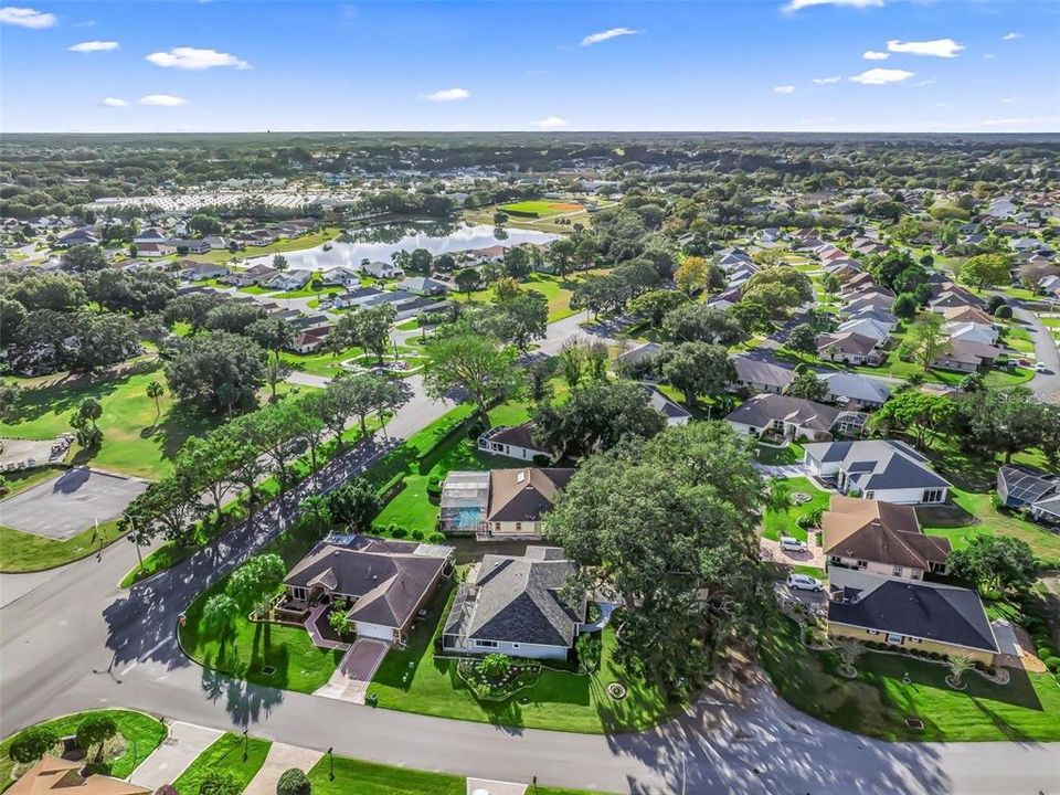 На продажу: $375,000 (2 спален, 2 ванн, 1702 Квадратных фут)