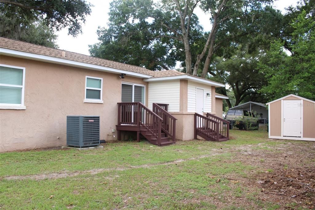 For Sale: $224,900 (3 beds, 2 baths, 1092 Square Feet)