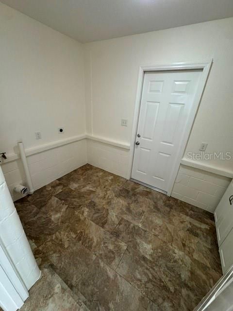 For Sale: $224,900 (3 beds, 2 baths, 1092 Square Feet)