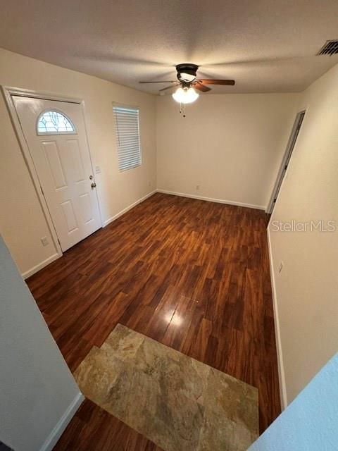 For Sale: $224,900 (3 beds, 2 baths, 1092 Square Feet)