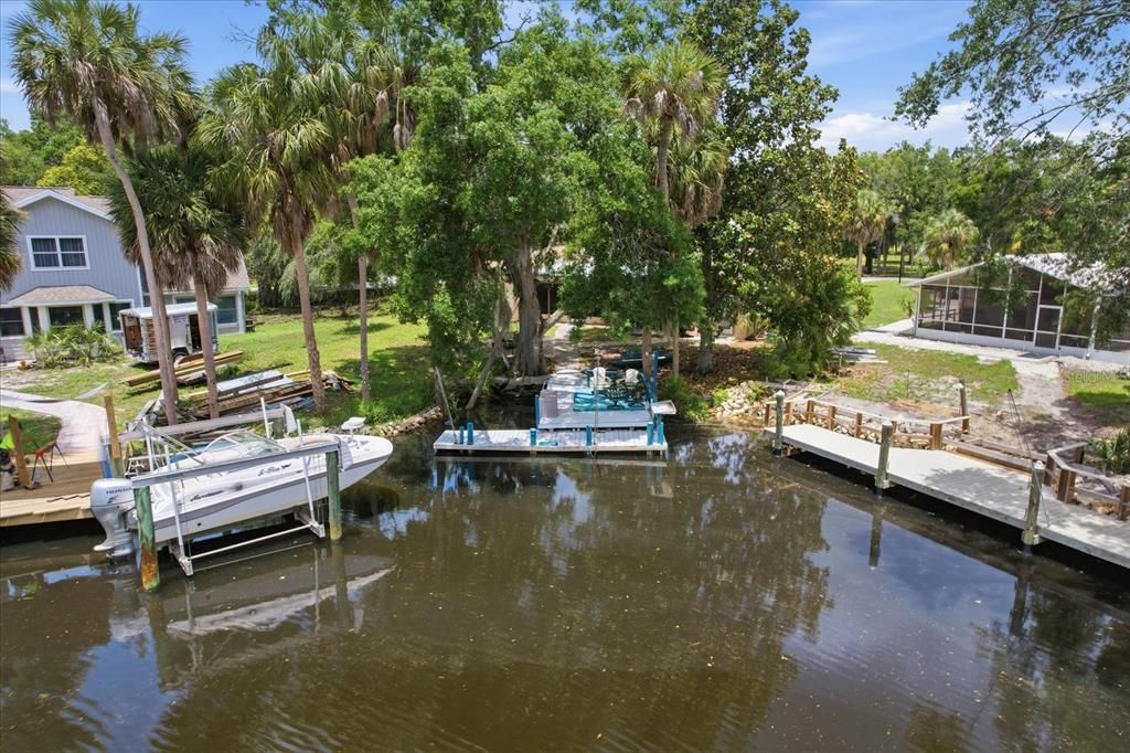 For Sale: $439,000 (3 beds, 3 baths, 1823 Square Feet)