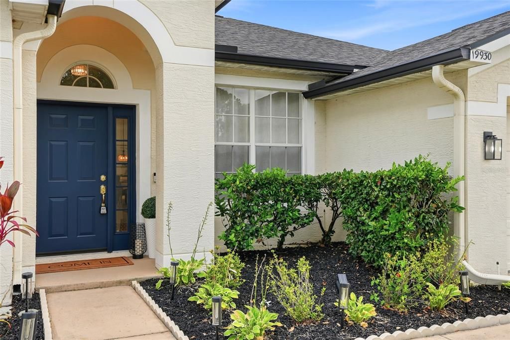 For Sale: $499,000 (3 beds, 2 baths, 1920 Square Feet)