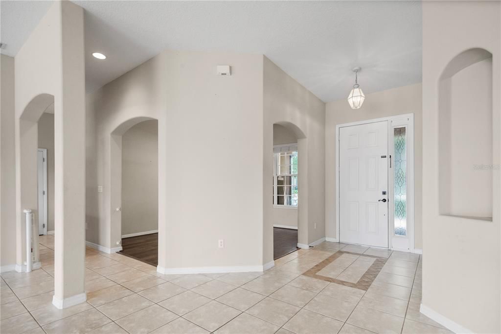 For Sale: $375,000 (3 beds, 2 baths, 2104 Square Feet)