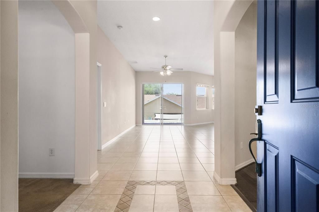 For Sale: $375,000 (3 beds, 2 baths, 2104 Square Feet)