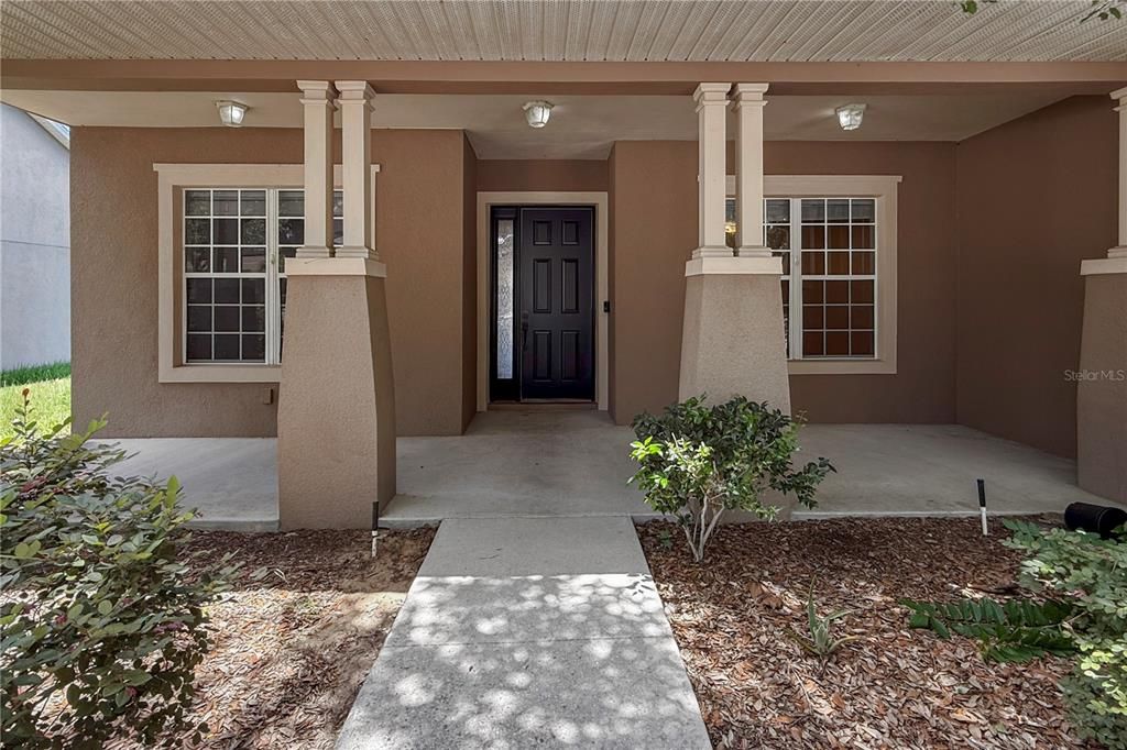 For Sale: $375,000 (3 beds, 2 baths, 2104 Square Feet)